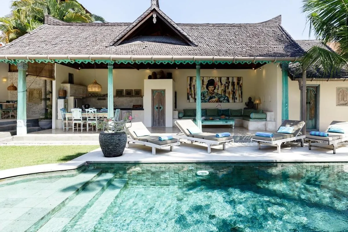 Villa Aisis Seminyak Indonesien
